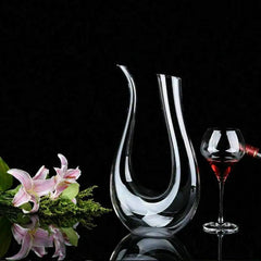 -shaped Wine DecanterCrystal U-shaped Wine DecanterProduct Description
Transform your wine-drinking experience with the Crystal U-Shaped Wine Decanter, a masterpiece of design and functionality. This 1500ml decanter CosmikCartShopper